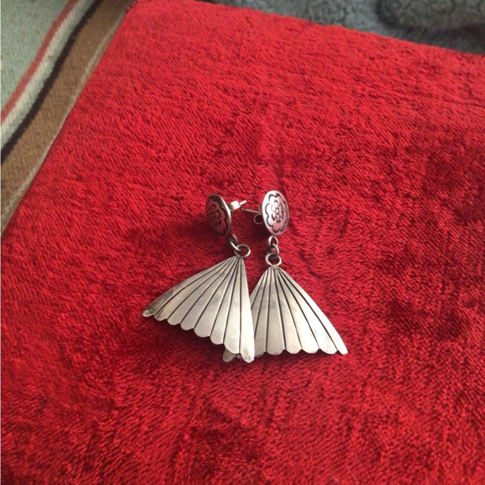 Sterling Silver Fan Earrings!